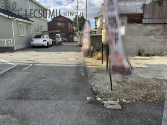 姫路市八代／売土地の前面道路含む現地写真