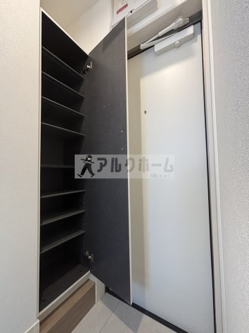 ALEGRIA道明寺2の玄関