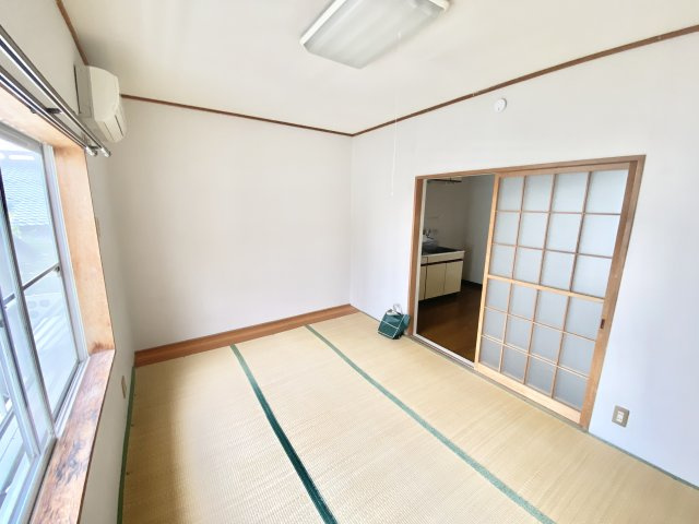 コーポHOSHIの和室