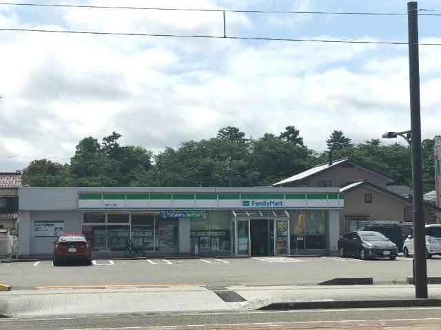 ルーベンス城東の周辺|ファミリーマート高岡本丸町店まで2,009ｍ