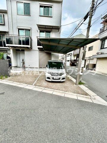 吉松２丁目戸建の駐車場|駐車2台可能