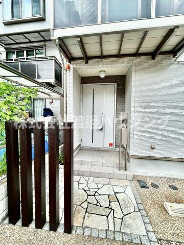 吉松２丁目戸建のエントランス