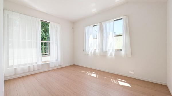 横浜市栄区公田町の中古一戸建の洋室|落ち着きのある洋室です！
休日はこちらでおくつろぎ下さい♪