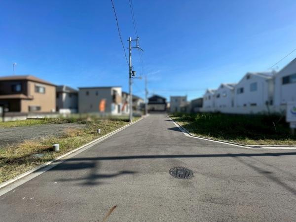 和歌山市野崎　土地の前面道路含む現地写真
