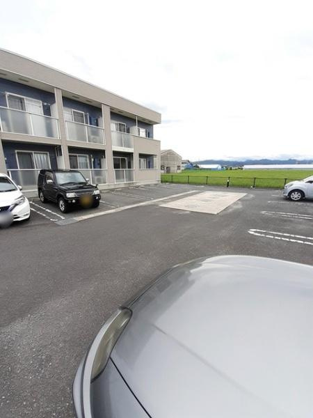 トパーズ５５　Ａの駐車場