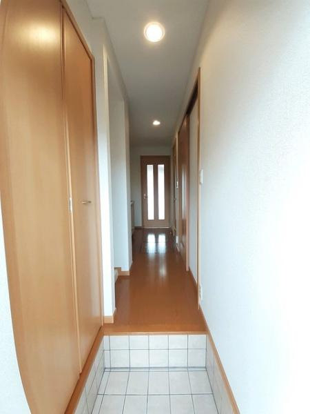 トパーズ５５　Ａの玄関