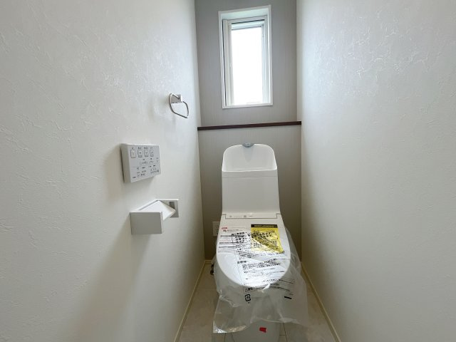 深谷市上野台　新築戸建　全2棟　のトイレ