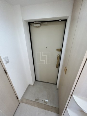 【玄関】 | アスリート本町リバーウエスト | アスリート本町リバーウエスト　玄関スペース