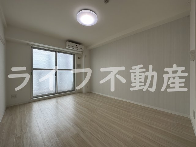 ネモフィラの居間・リビング|こちらの居間で趣味の時間をお楽しみください