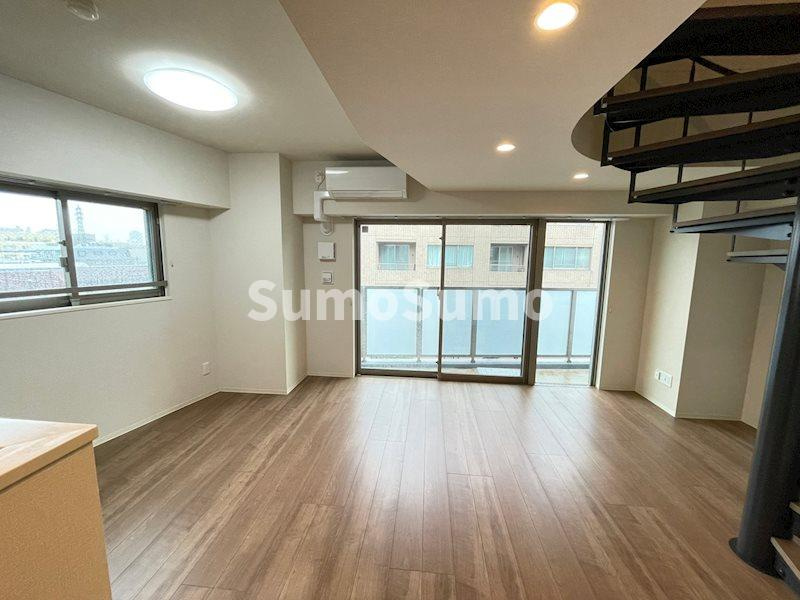 ルミエールランの居間・リビング|ゆったりとしたリビングです