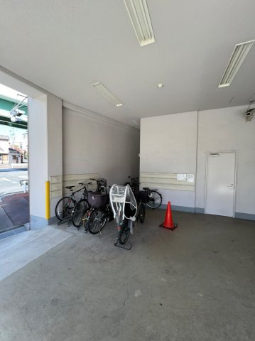 ヴァリエ東別院　名古屋市賃貸　仲介手数料無料の駐車場