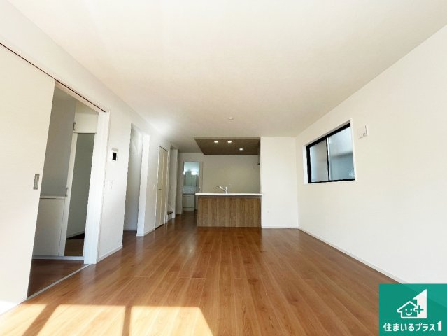 京都市伏見区淀生津町　第1期　新築一戸建ての外観|周辺は落ち着いた街並みの住宅地！子育てがしやすい住環境です！まだ未完成ですが、現地でしかわからない事もございます。是非一度ご覧ください。