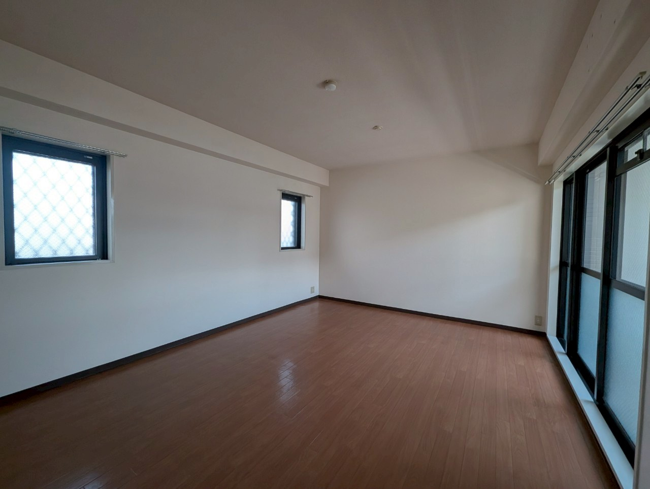 メゾンさつきの居間・リビング