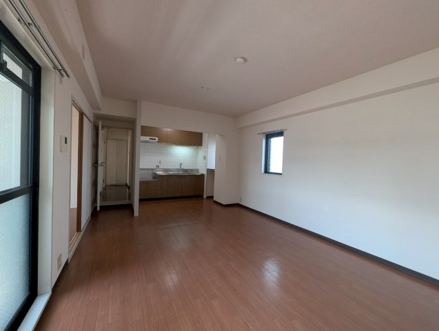 メゾンさつきの居間・リビング