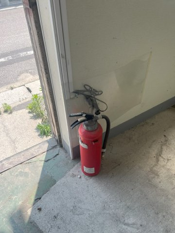 長塚町１丁目１１１－４事務所付倉庫付の設備