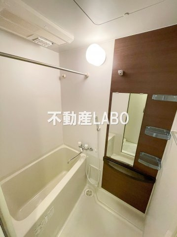 エステムプラザ難波WESTリバークロスの浴室