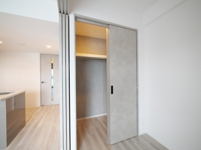 【収納】 | エスリードレジデンス大阪福島シティスクエア | 収納のためのスペースです