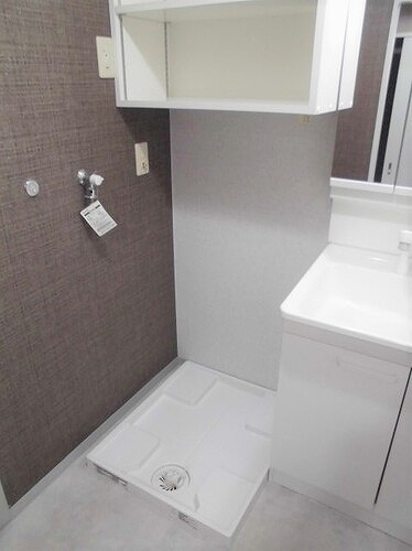 インペリアル南塚口ガーデンハウスの設備|室内洗濯機置場