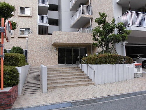 インペリアル南塚口ガーデンハウスのエントランス|エントランス