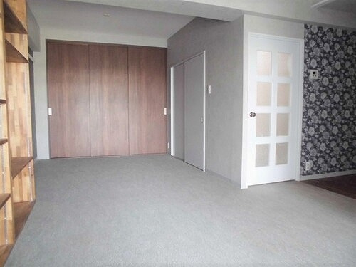 インペリアル南塚口ガーデンハウスの居間・リビング|リビングダイニング