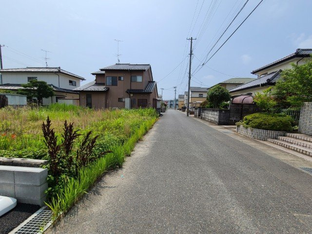 【新築戸建】　いわき市平下平窪第6の前面道路含む現地写真|西側幅員6ｍ公道