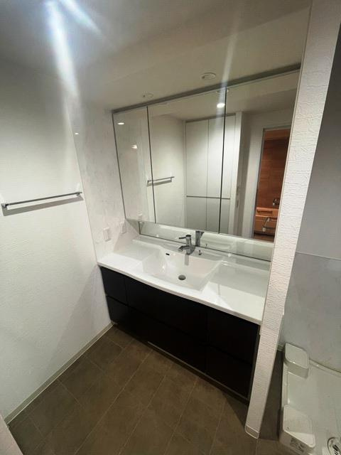 プラウドタワー住吉の洗面所