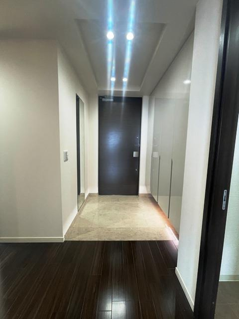 プラウドタワー住吉の玄関