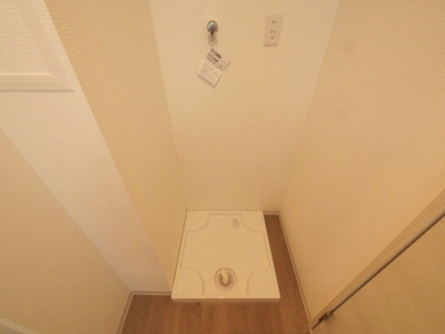 【設備】 | SOLASIA residence九条 | 洗濯機置き場です。