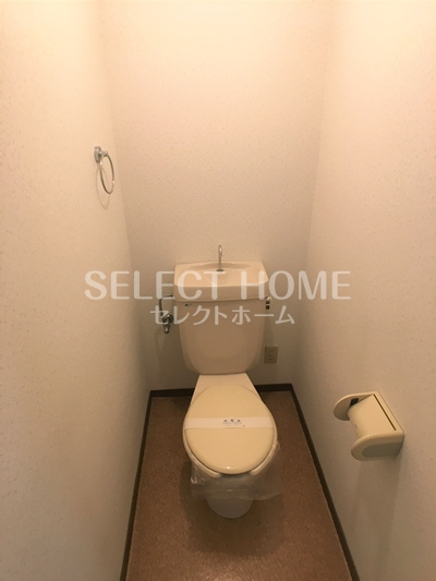 【トイレ】 | Ｓｕｒｐｌｕｓ　Ｔｗｏ　Ｉｃｈｉｋａｗａ　Ｂ | シンプルで使いやすいトイレです
同型タイプ