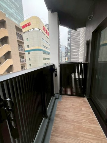 クレストコート堂島のバルコニー