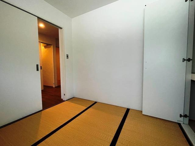 東園田町５丁目戸建の和室