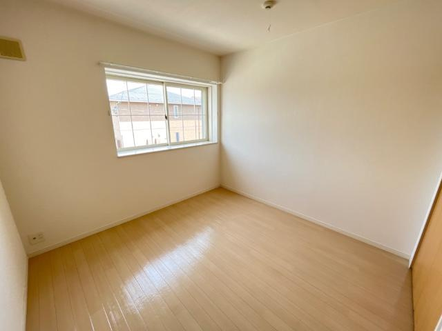 ブオナ　レーガⅠの内装|洋室