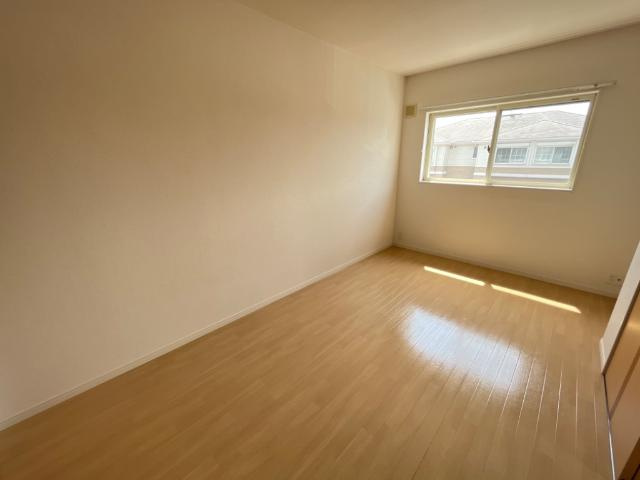 ブオナ　レーガⅠの内装|洋室