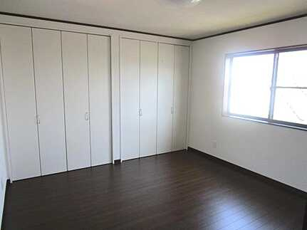 安佐南区山本新町３丁目 の洋室