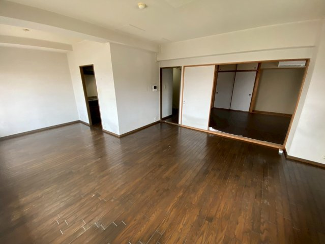 リアライズ芦屋東山の居間・リビング