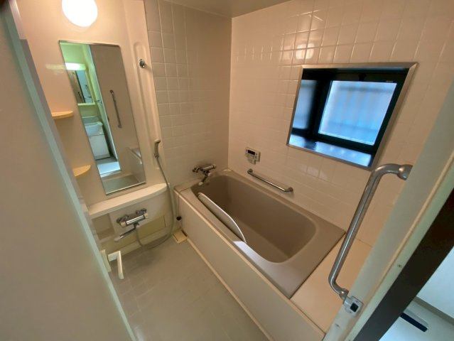 リアライズ芦屋東山の浴室