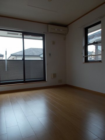 ベルメゾン壱番館の居間・リビング