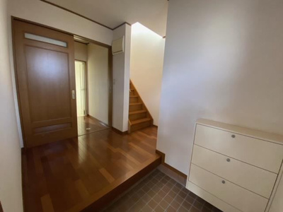 【玄関】 | ラ・レーヌ下古志E・F