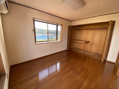 【洋室】 | ラ・レーヌ下古志E・F