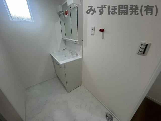 天童市大字干布339番3の独立洗面台|10/14撮影　丁寧に建築しております。