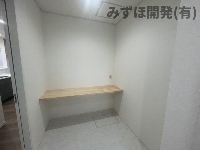 天童市大字干布339番3の独立洗面台|洗面所の棚です。便利です