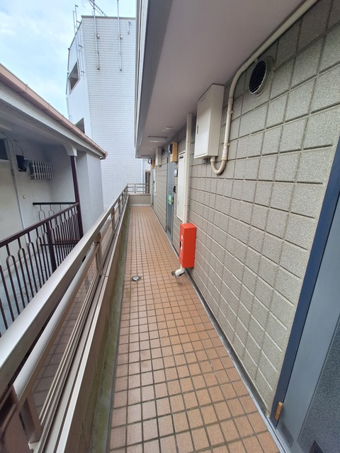 ロイヤルエナのエントランス