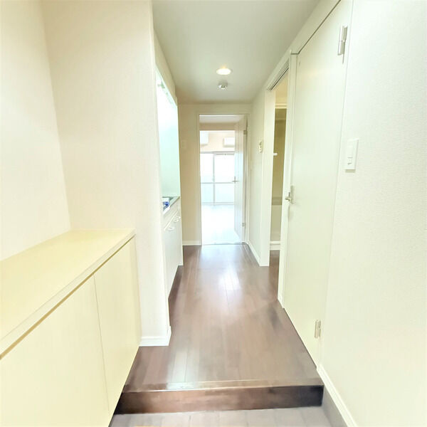 Sun State白壁　名古屋市賃貸　仲介手数料無料の玄関