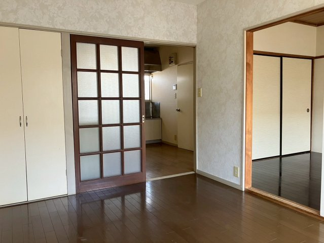 ヒルサイド見和IIの内装