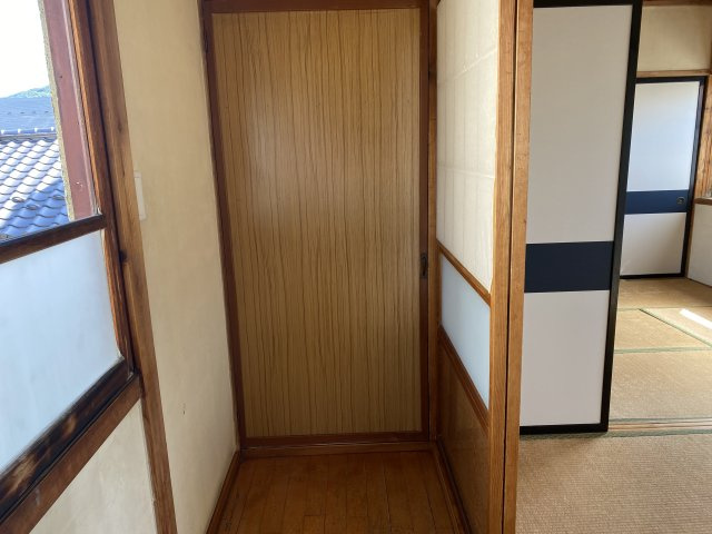 遠野市中央通りのアパート