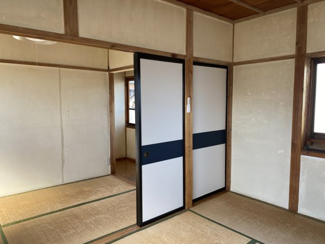 遠野市中央通りのアパート