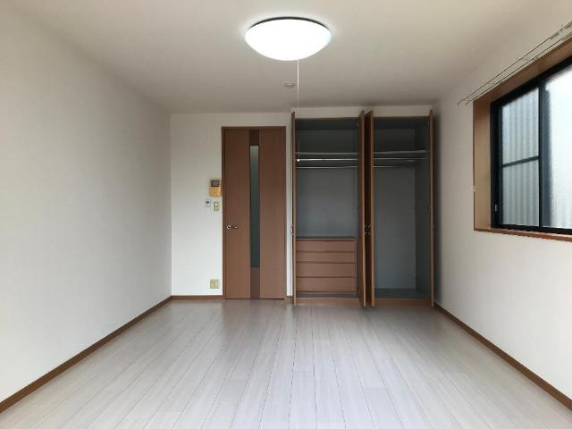 サンハイツ城山　　刈谷市近郊の賃貸はクラスホームの内装|洋室