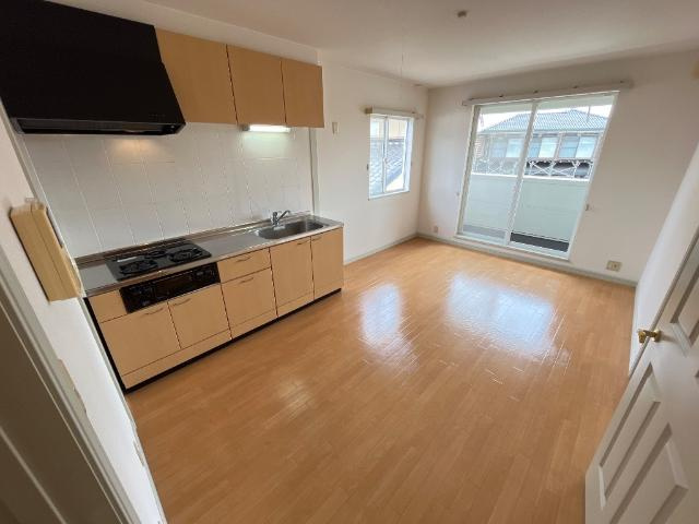 シャルムＡ　　刈谷市近郊の賃貸はクラスホームの居間・リビング|キッチン