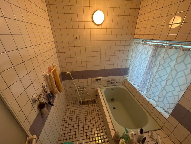 勝浦市興津久保山台　中古戸建の浴室