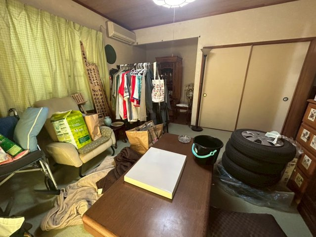 勝浦市興津久保山台　中古戸建の洋室